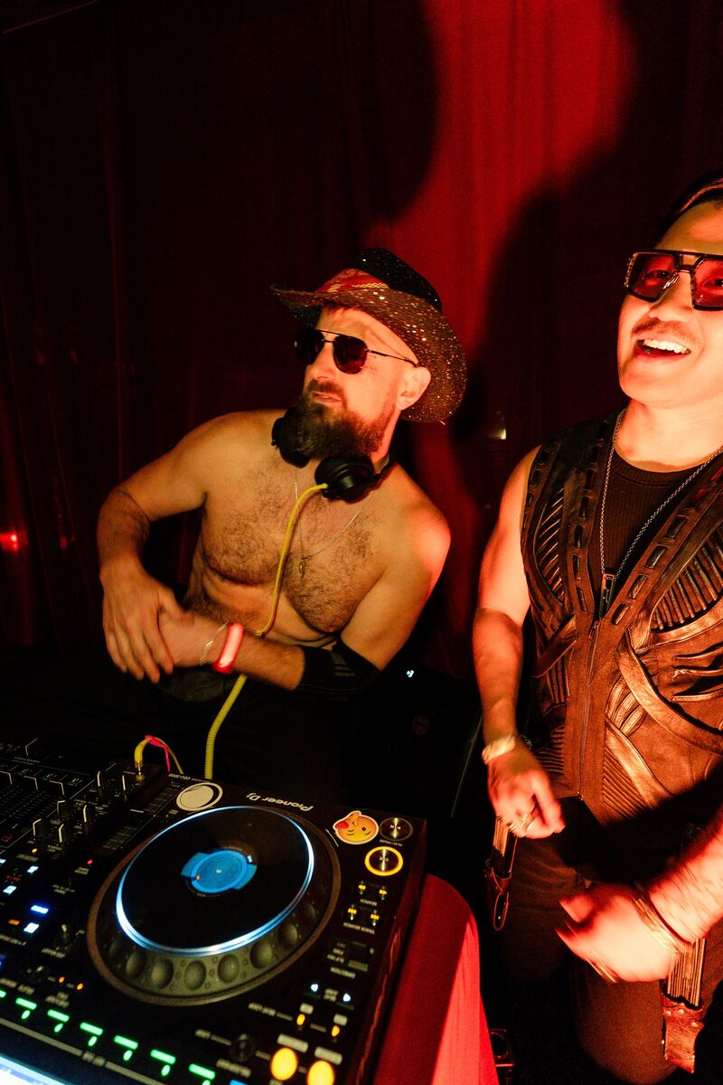 L'art de Connection at HAVAN